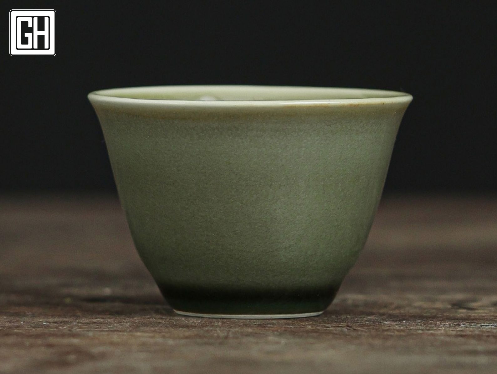 chen-gom-reu